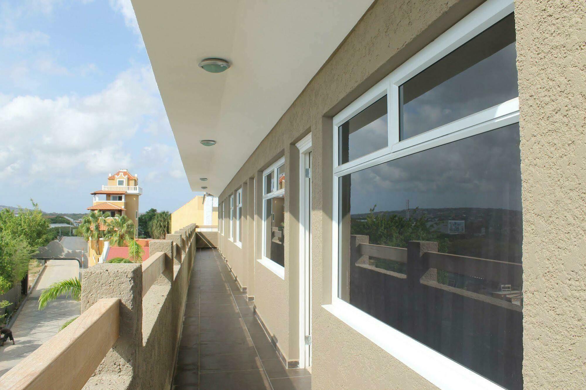 Eden Beach Resort - Bonaire クラレンダイク エクステリア 写真