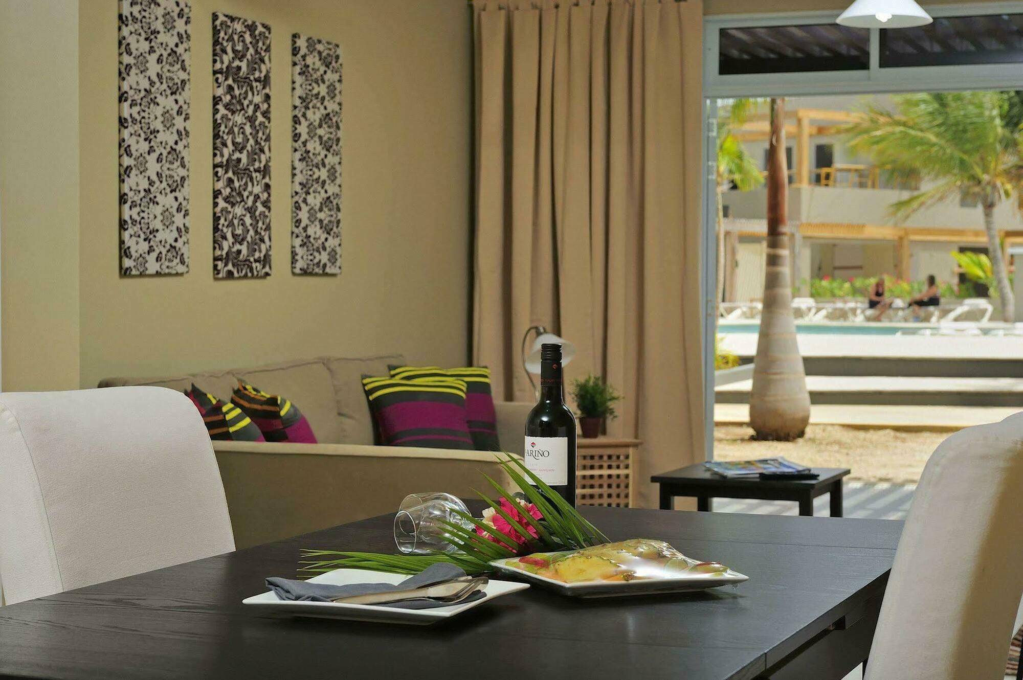 Eden Beach Resort - Bonaire クラレンダイク エクステリア 写真